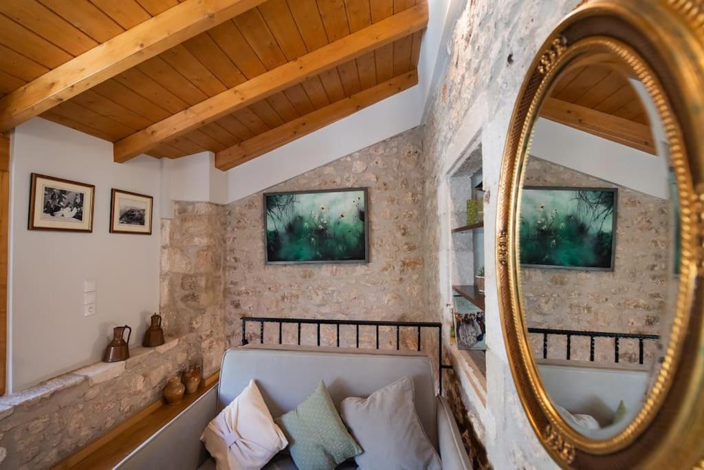 La Casa Di Bella A Tradional Stone House With Barbecue Villa Kariá Exterior foto