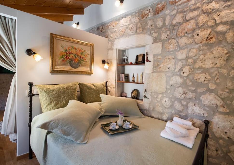 La Casa Di Bella A Tradional Stone House With Barbecue Villa Kariá Exterior foto